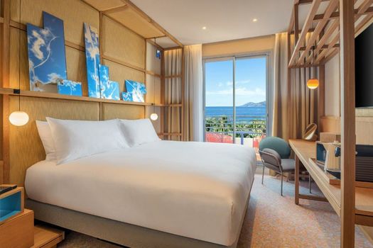 Canopy by Hilton Cannes