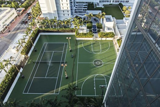 W South Beach