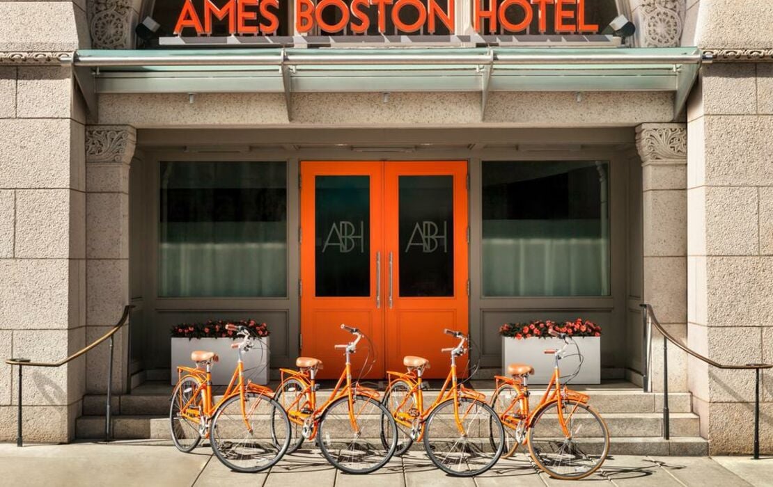 Ames Boston Hotel, Curio Collection by Hilton