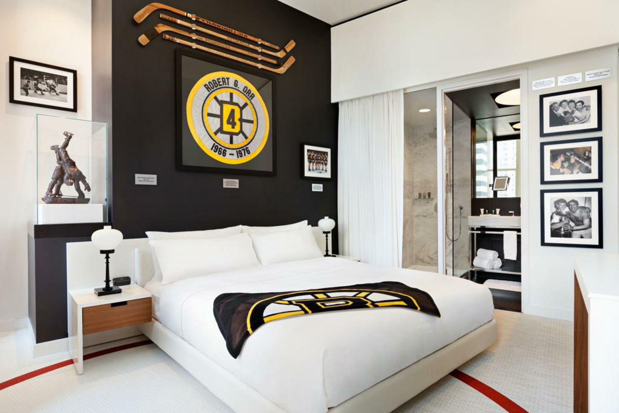 Ames Boston Hotel, Curio Collection by Hilton