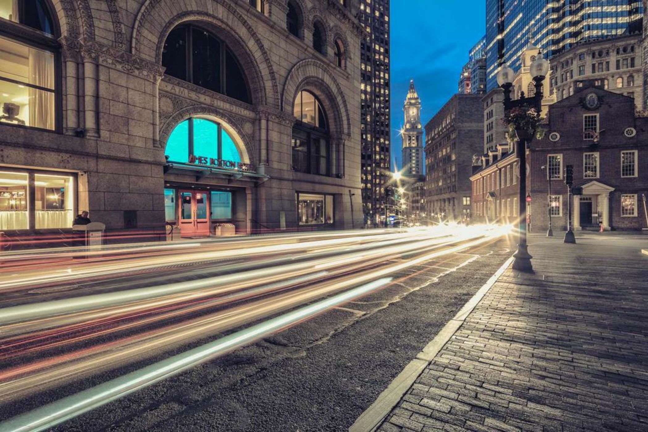 Ames Boston Hotel, Curio Collection by Hilton