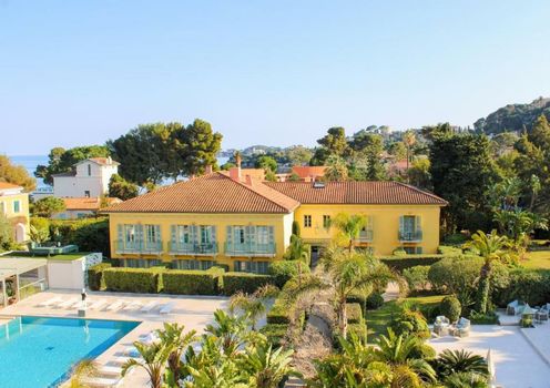 Royal Riviera