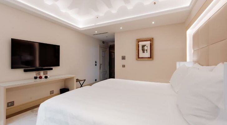 Aleph Rome Hotel, Curio Collection By Hilton