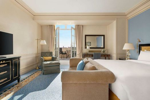 Shangri-La Paris