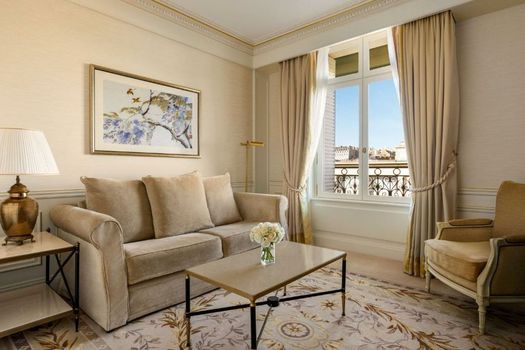 Shangri-La Paris