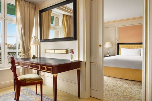 Shangri-La Paris