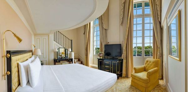 Shangri-La Paris