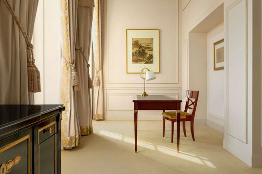 Shangri-La Paris