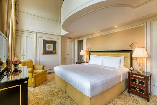 Shangri-La Paris