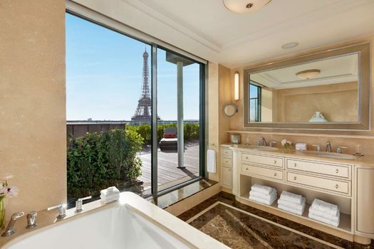 Shangri-La Paris