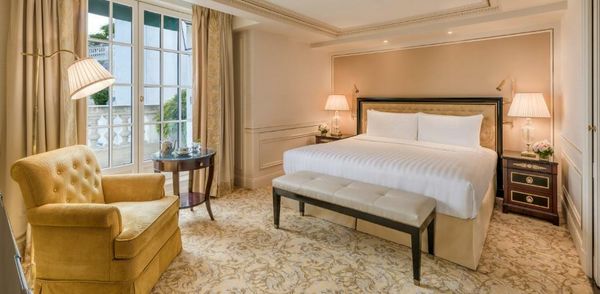Shangri-La Paris
