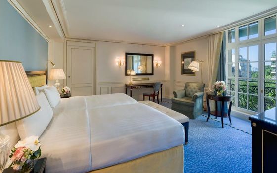 Shangri-La Paris