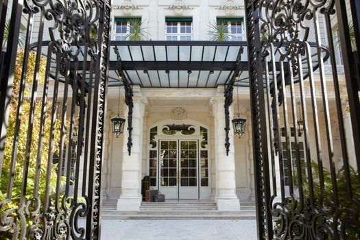 Shangri-La Paris
