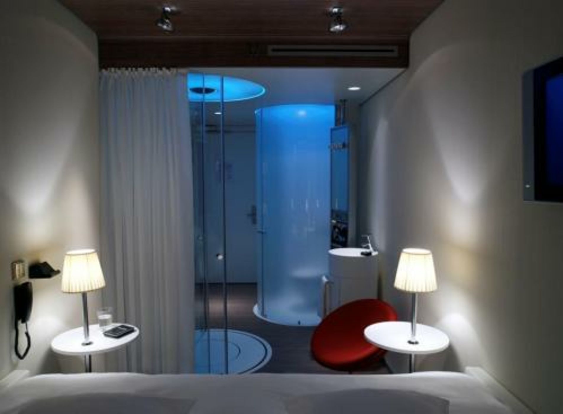 citizenM Schiphol Airport