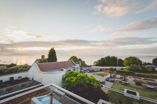 Holm House Hotel