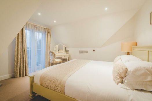 Holm House Hotel