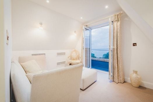 Holm House Hotel