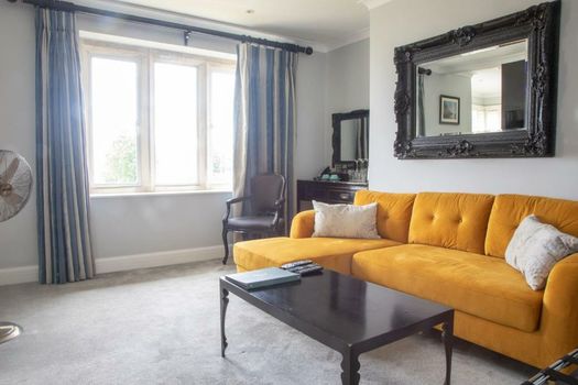 Holm House Hotel