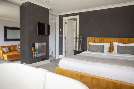 Holm House Hotel