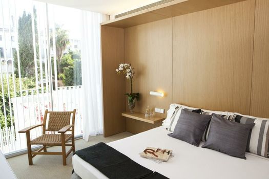 Alenti Sitges Hotel & Restaurant