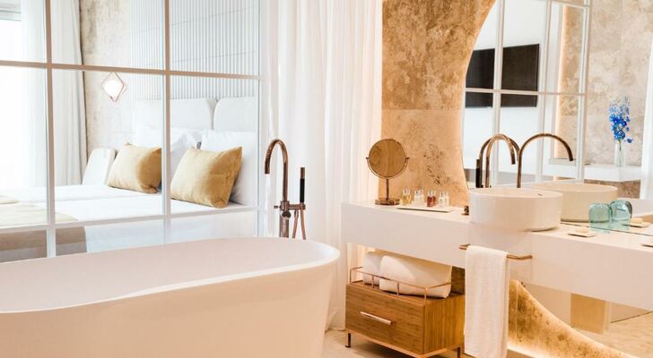 Aguas de Ibiza Grand Luxe Hotel