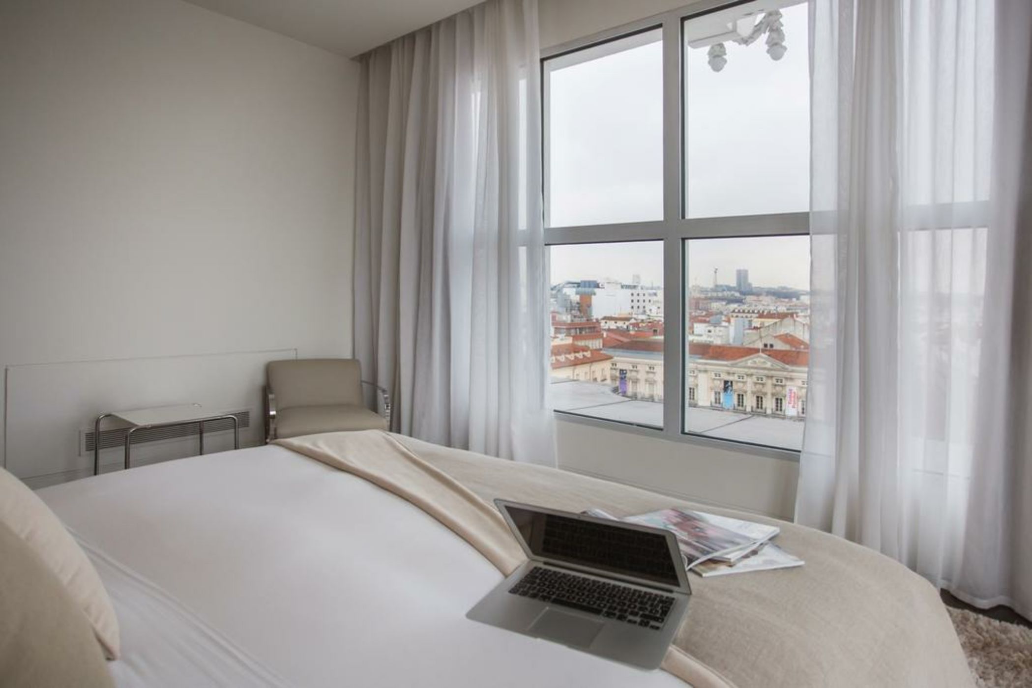 ME Madrid Reina Victoria by Meliá