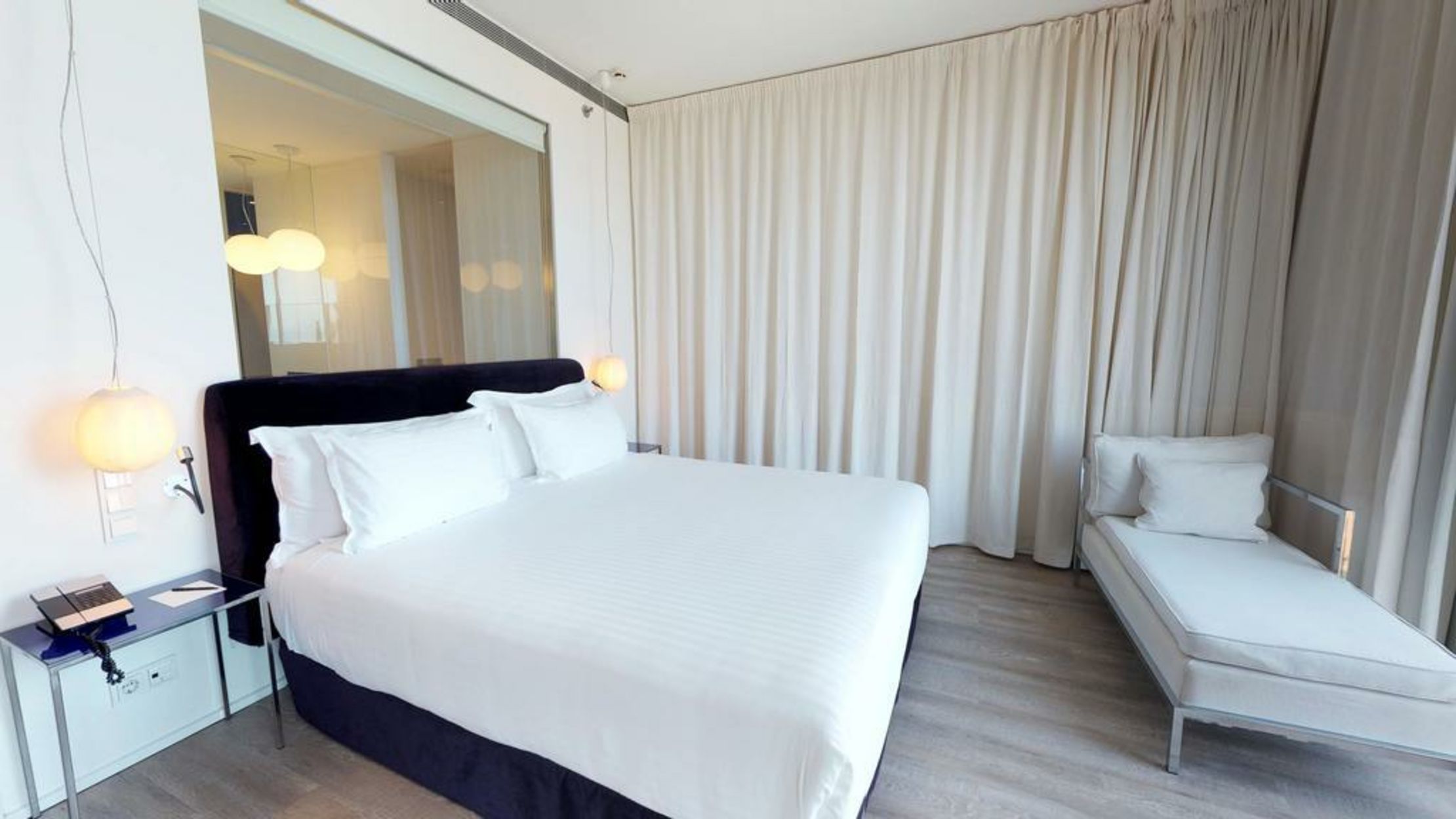 Melia Barcelona Sky 4* Sup