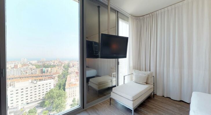 Melia Barcelona Sky 4* Sup