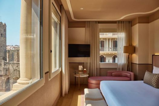 Grand Hotel Central, Small Luxury Hotels
