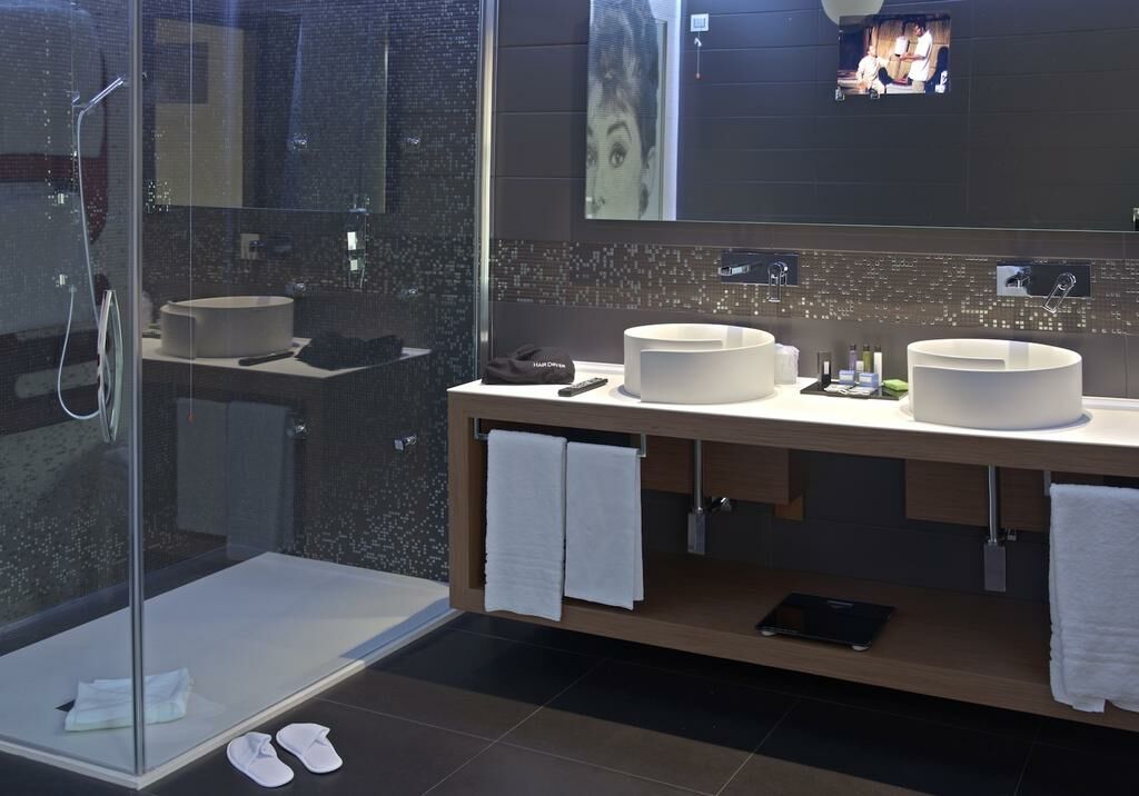 Berg Luxury Hotel Rome Deluxe Room Berg Luxury Hotel Rome Deluxe Room