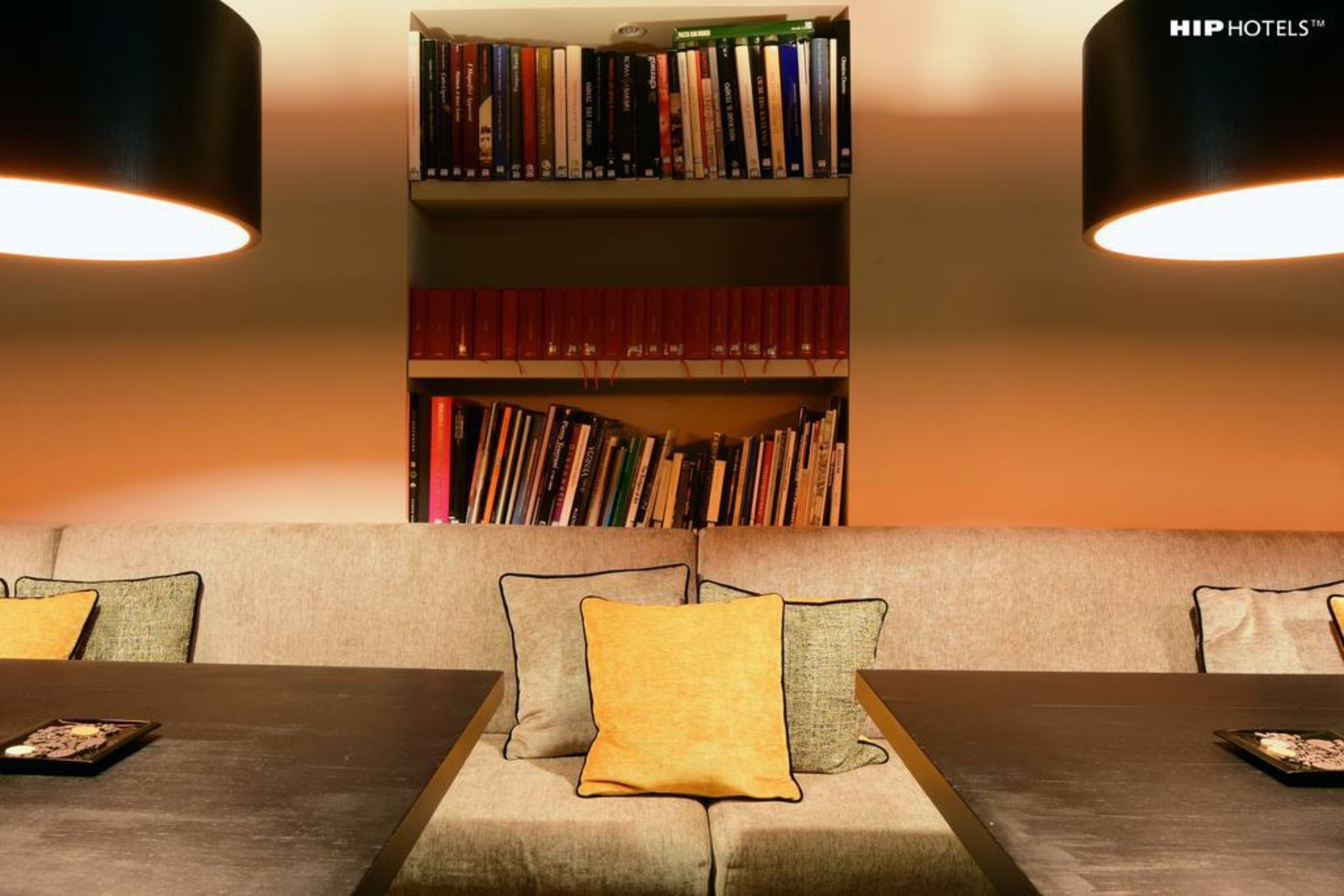 Charming House DD724