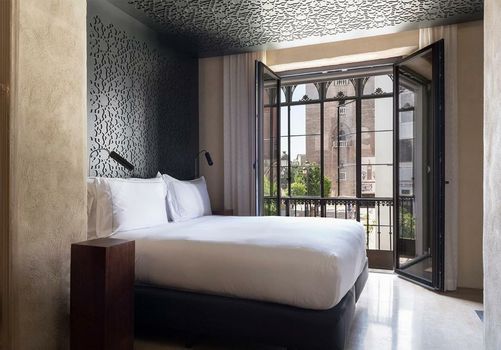 EME Catedral Hotel