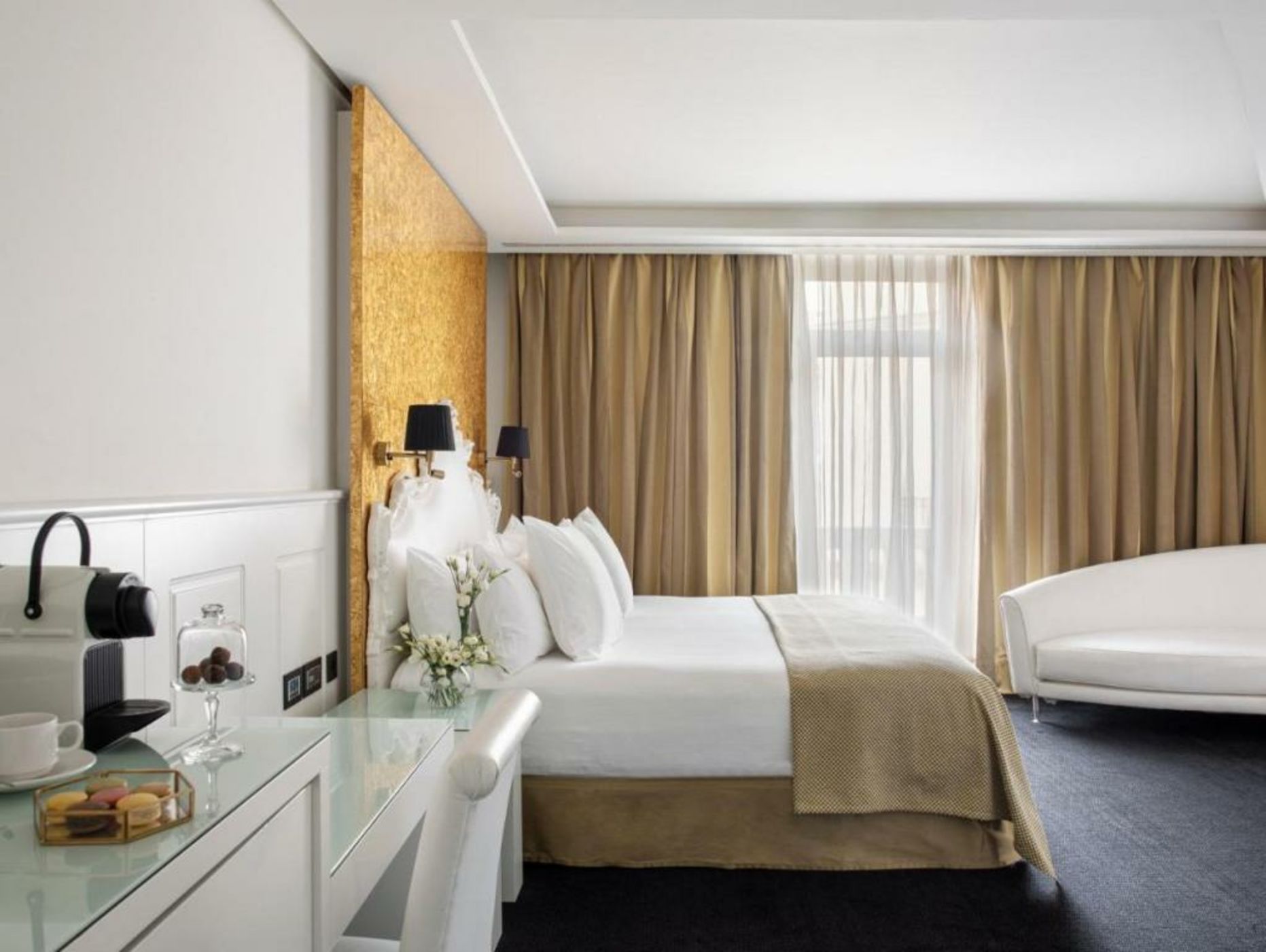 Hotel Colón Gran Meliá - The Leading Hotels of the World