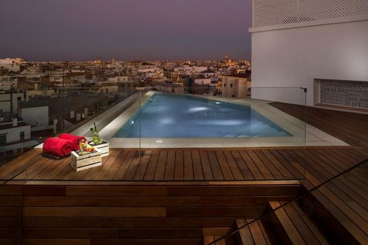 Hotel Colón Gran Meliá - The Leading Hotels of the World