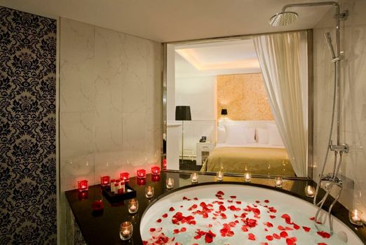 Hotel Colón Gran Meliá - The Leading Hotels of the World