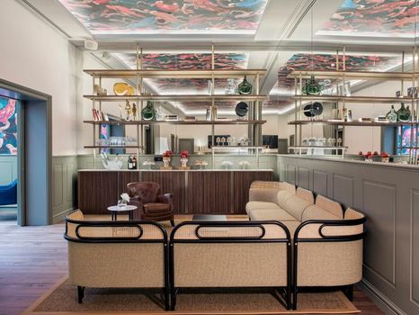 Hotel Colón Gran Meliá - The Leading Hotels of the World