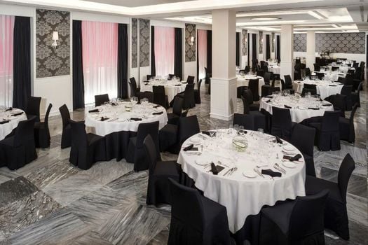 Hotel Colón Gran Meliá - The Leading Hotels of the World