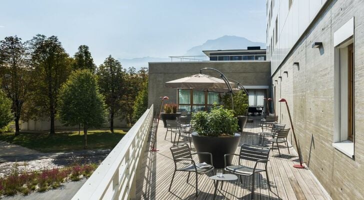 Okko Hotels Grenoble Jardin Hoche