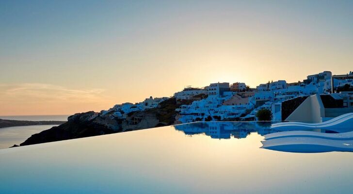 Canaves Oia Suites & Spa