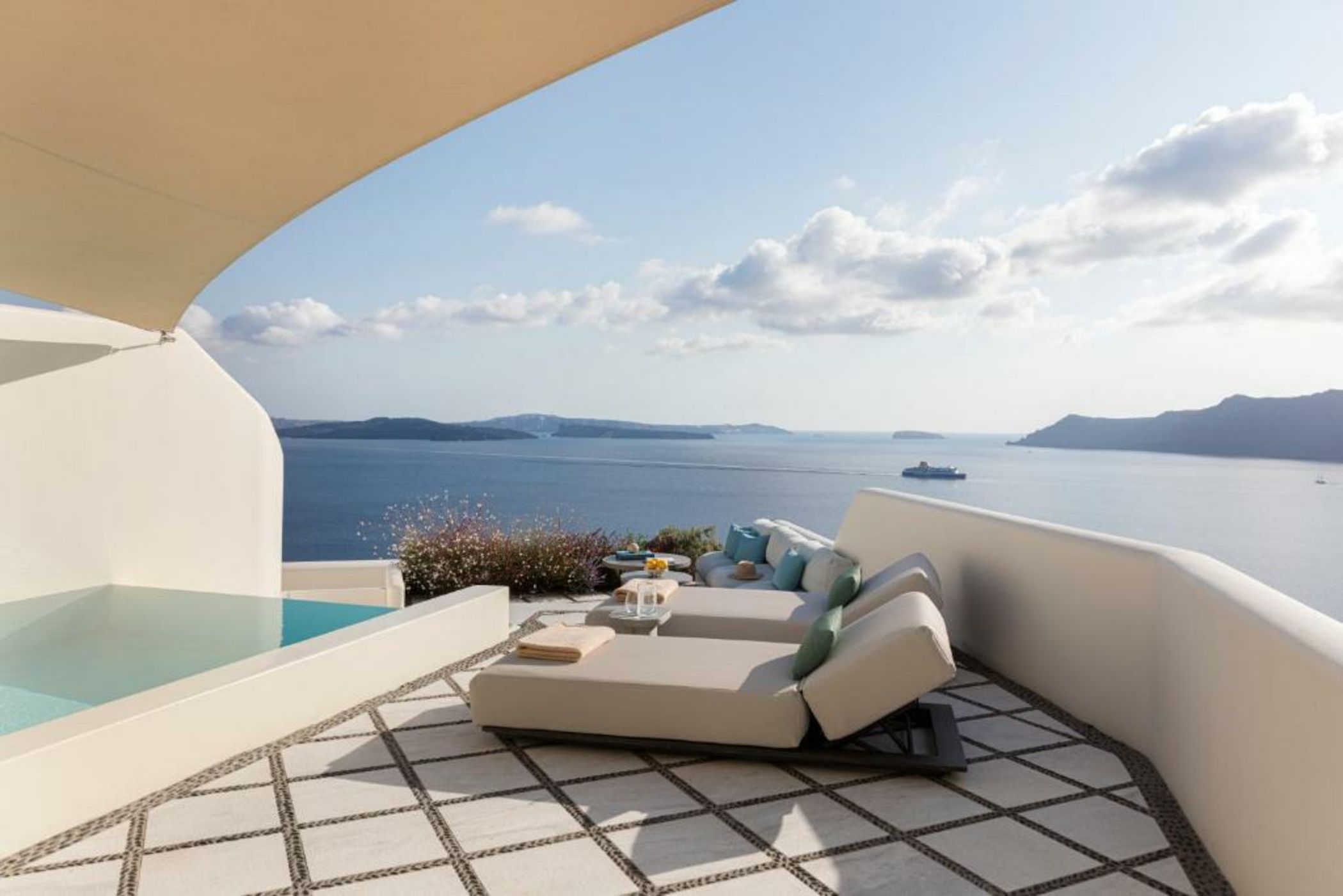 Canaves Oia Suites & Spa
