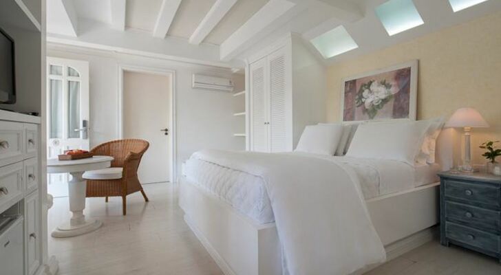 Felissimo Exclusive Hotel