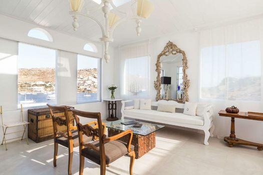 Kivotos Mykonos