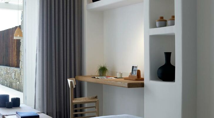 Bill & Coo Suites and Lounge -The Leading Hotels of the World