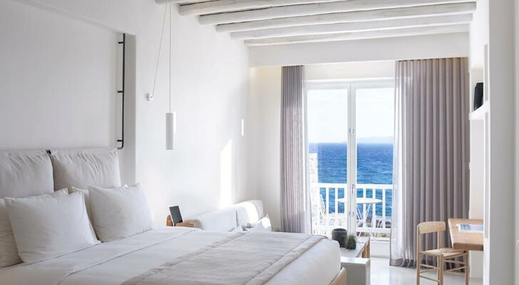 Bill & Coo Suites and Lounge -The Leading Hotels of the World
