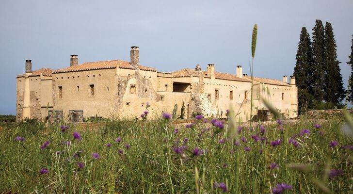 Kinsterna Hotel