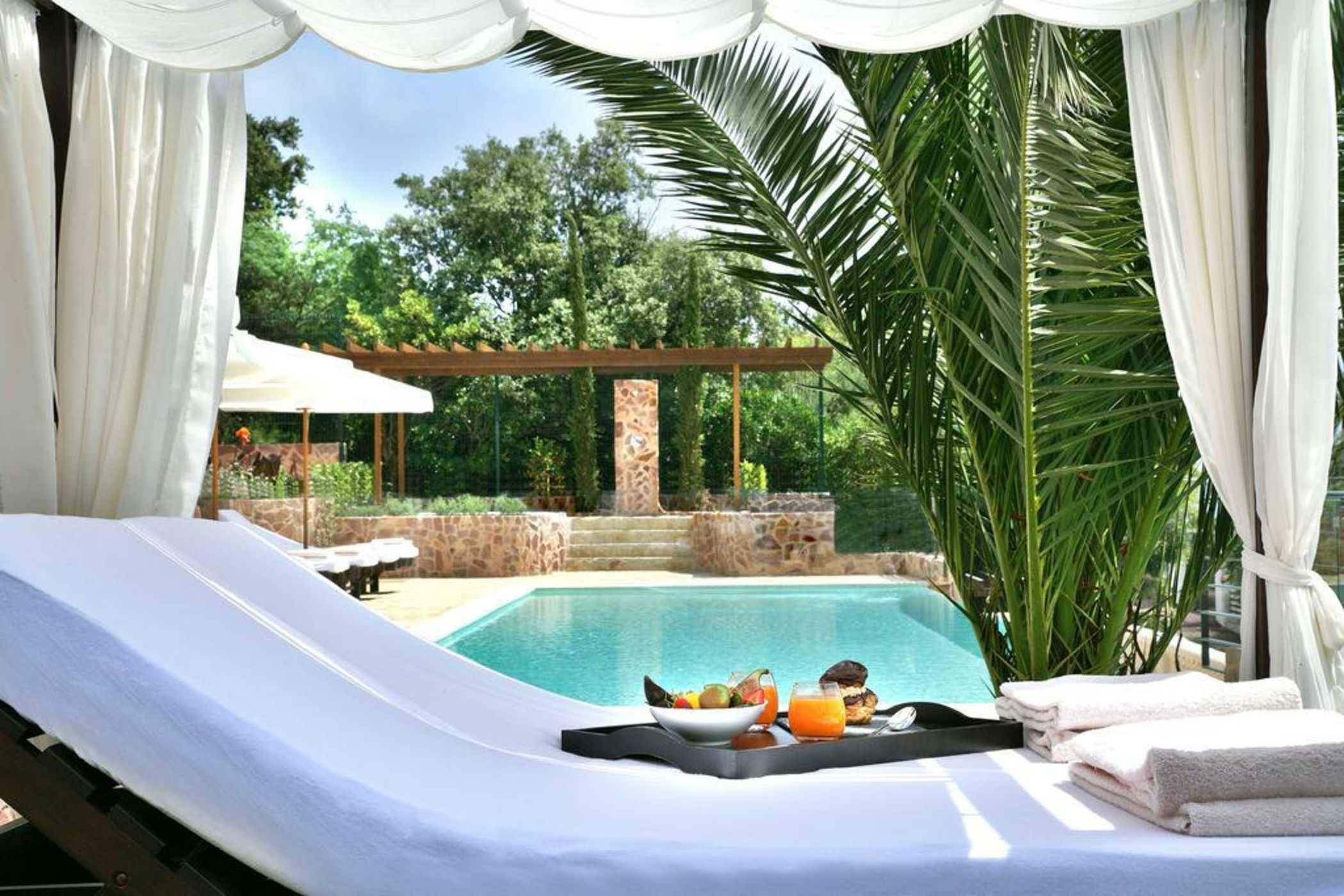 Tiara Yaktsa Côte d’Azur