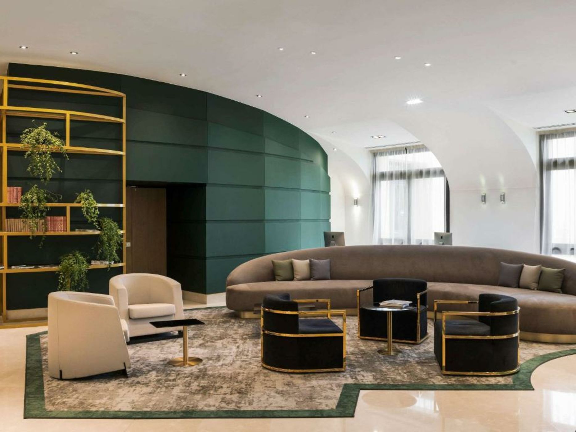 Le Louis Versailles Château - MGallery