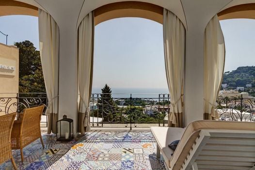 Capri Tiberio Palace