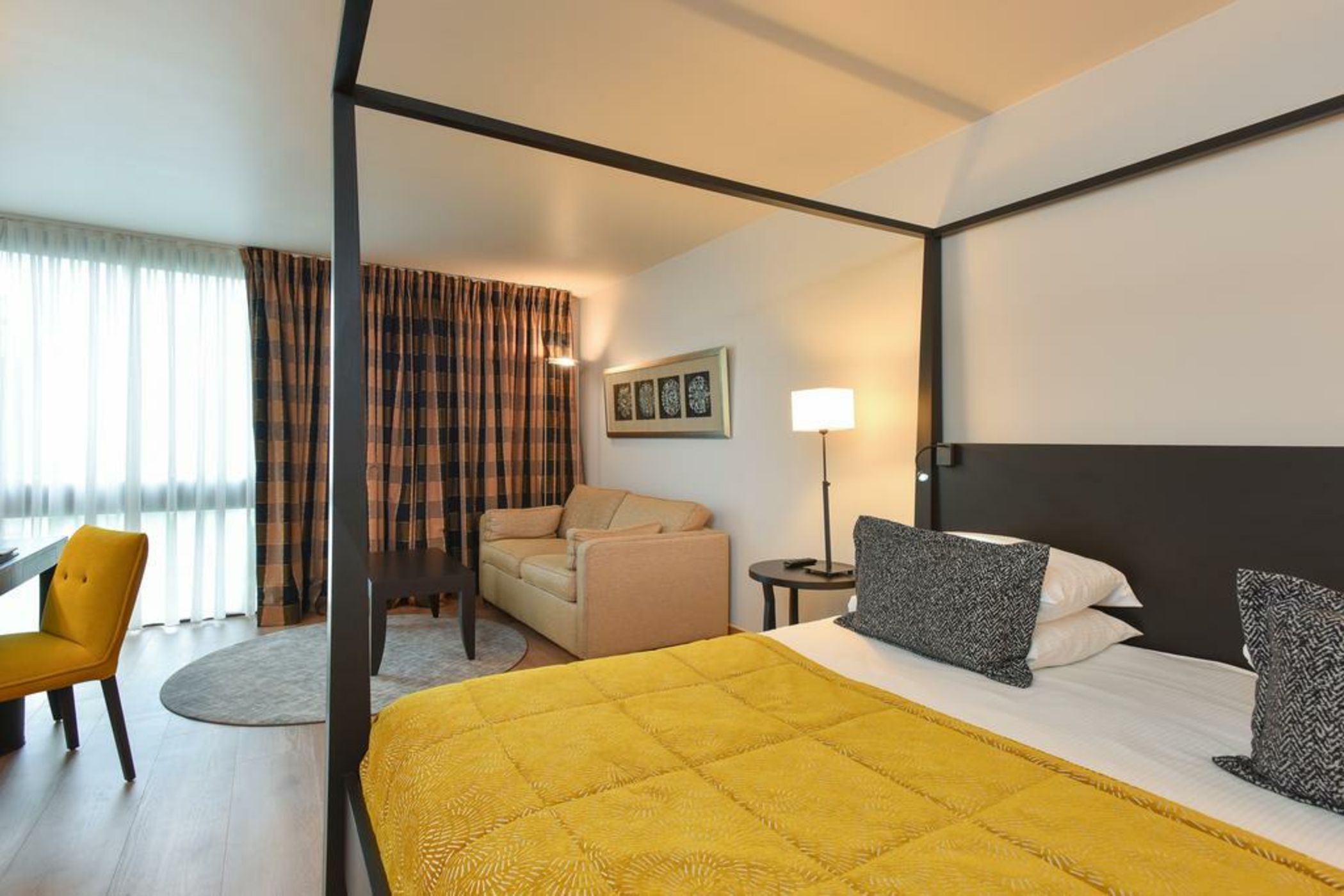 Martin's Château Du Lac