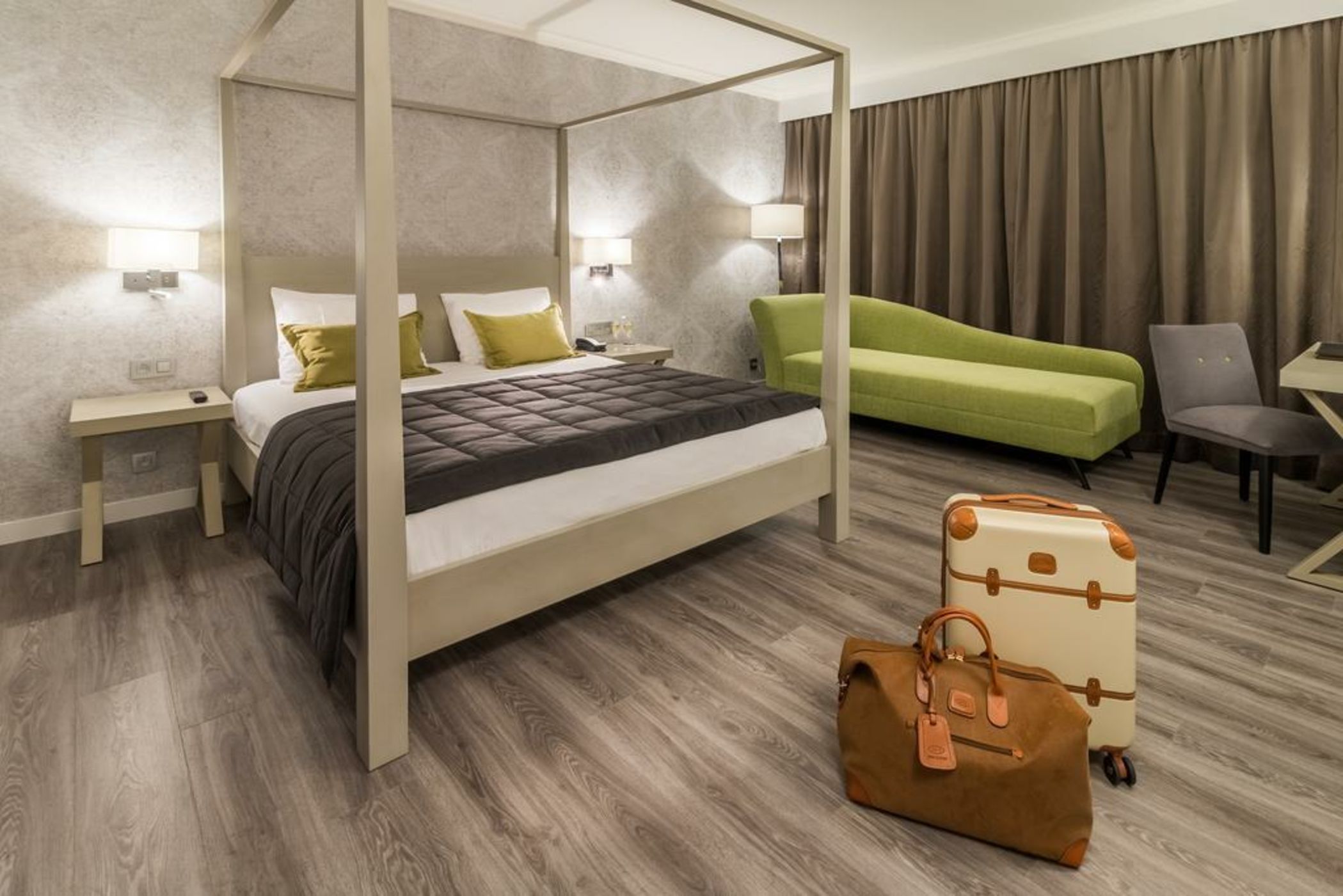 Martin's Château Du Lac